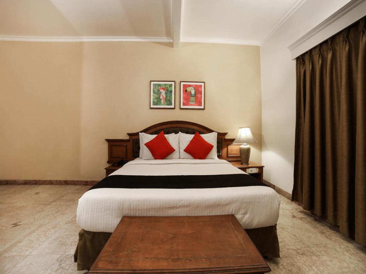 Capital O 10953 Dayal Lodge - A Boutique Hotel Агра Екстер'єр фото