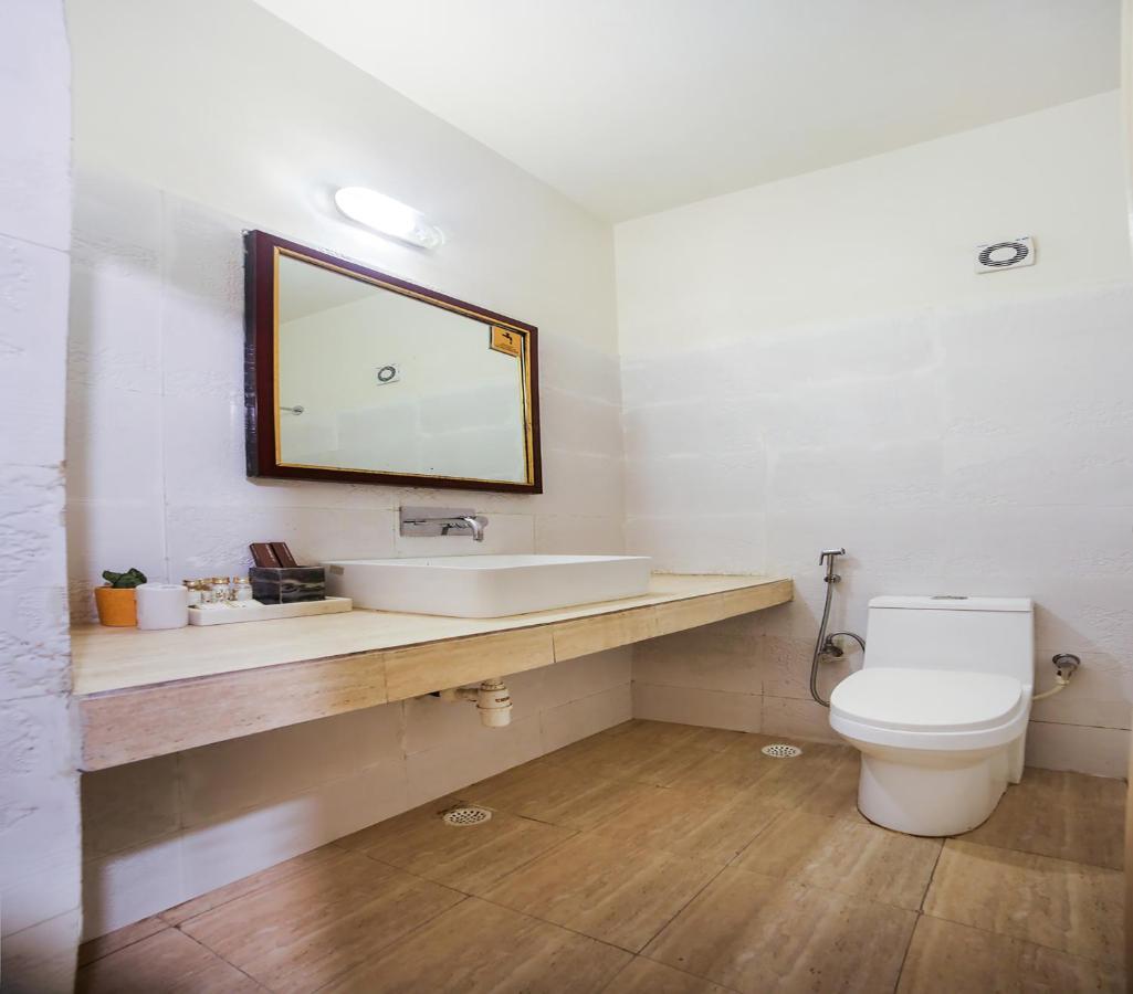 Capital O 10953 Dayal Lodge - A Boutique Hotel Агра Екстер'єр фото